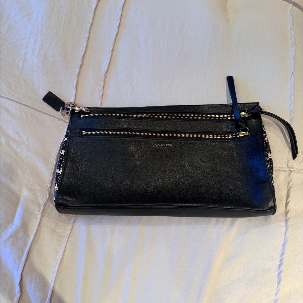 Coach Black Leather Zip Clutch